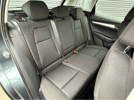 2021 Skoda Karoq AMBITION 2.0 TDI 115HP 5DR €25,250 thumbnail