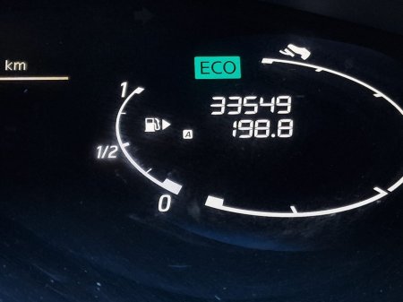 2016 Nissan Serena - thumbnail 1