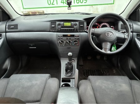 2005 Toyota Corolla - thumbnail 9