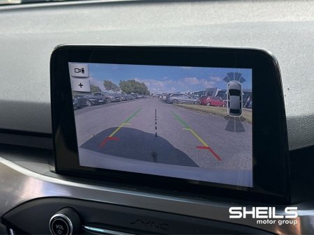 2019 Ford Focus - thumbnail 18