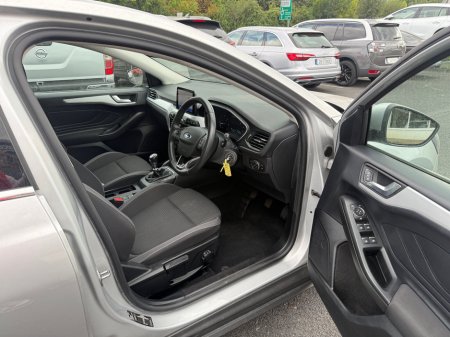 2021 Ford Focus ZETEC TDCI €19,995 thumbnail