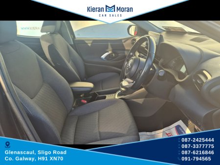 2021 Toyota Yaris HYBRID AUTO 4DR €12,950 thumbnail
