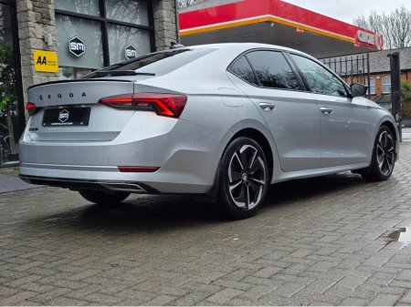 2024 Skoda Octavia 2.0 TDI 150 BHP SPORTLINE DSG. HUGE SPEC. FINANCE ARRANGED. SIMI. AA APPROVED. thumbnail