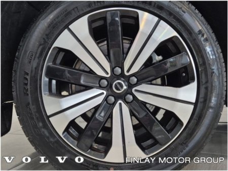 2023 Volvo XC60 T6 Recharge PHEV 350hp AT8 Plus Bright €51,250 thumbnail