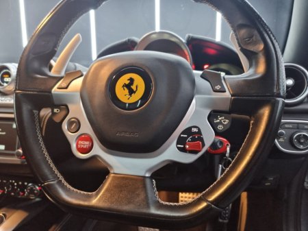 2015 Ferrari California - thumbnail 10