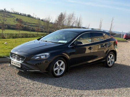 2015 Volvo V40 - thumbnail 2
