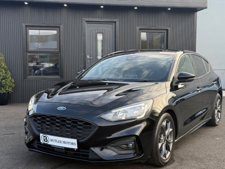 2019 Ford Focus - thumbnail 11