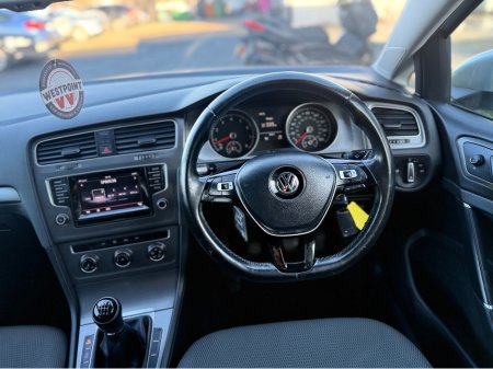 2013 Volkswagen Golf SE TSI TECHNOLOGY BLUEMOTION €10,995 thumbnail