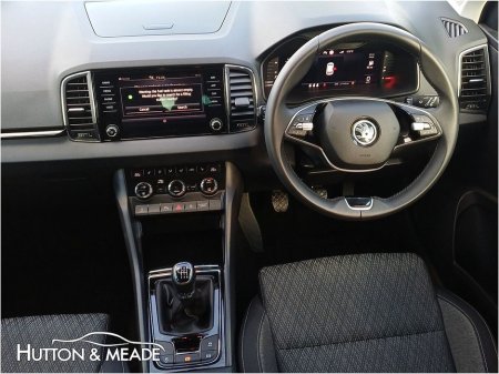 2025 Skoda Karoq Selection + 1.0 Petrol 5dr €37,888