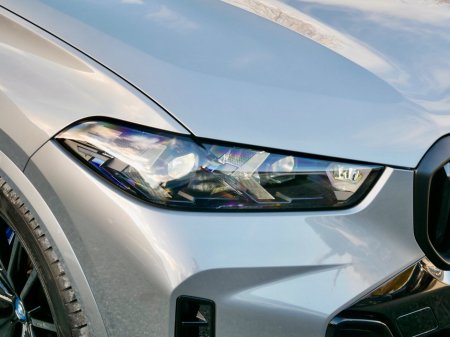 2025 BMW X5 xDrive50e M Sport €99,950 thumbnail