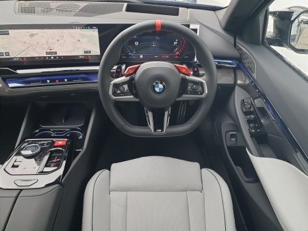 2026 BMW M5  thumbnail