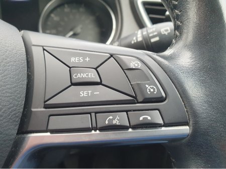 2017 Nissan Qashqai - thumbnail 14