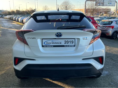 2019 Toyota C-HR SOL HYBRID AUTOMATIC 1.8 PETROL //HIGH SPEC//FULL LEATHER HEATED SEATS//KEYLESS ENTRY//REVERSE CAMERA// €20,950 thumbnail