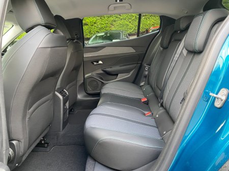 2026 Peugeot 408 MHEV 145BHP e-DCS6 Allure Auto thumbnail