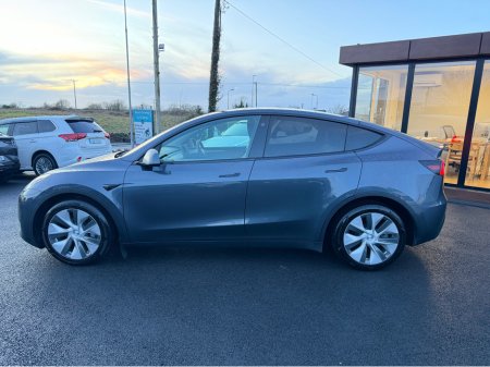 2023 Tesla Model Y - thumbnail 12