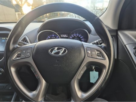 2014 Hyundai ix35 1.7 PREMIUM 4DR €8,900 thumbnail
