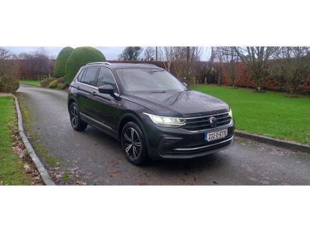 2023 Volkswagen Tiguan LIFE 2.0 TDI 122BHP TECH PK €36,950 thumbnail