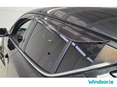 2020 Toyota C-HR HYBRID AUTO €21,995 thumbnail