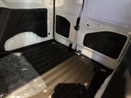 2026 Peugeot Partner - thumbnail 5