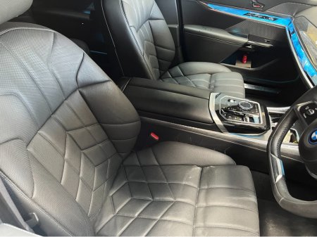 2024 BMW i7 - thumbnail 15