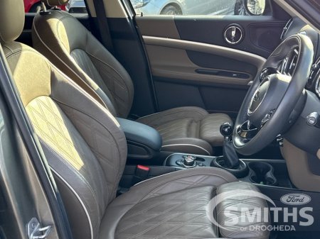 2020 MINI Countryman COOPER EXCLUSIVE 1.5 135PS €20,950 thumbnail