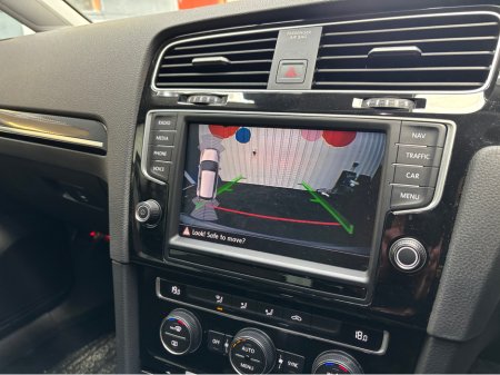 2016 Volkswagen Golf - thumbnail 9