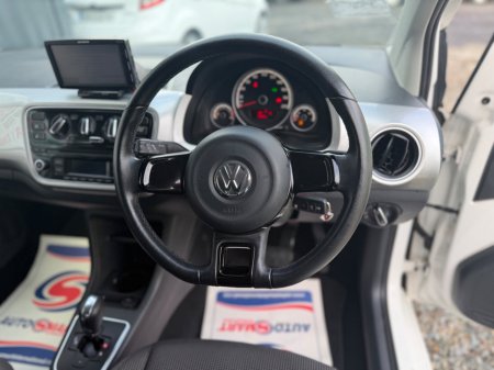 2015 Volkswagen up! 1.0 75BHP HIGH UP €8,800 thumbnail