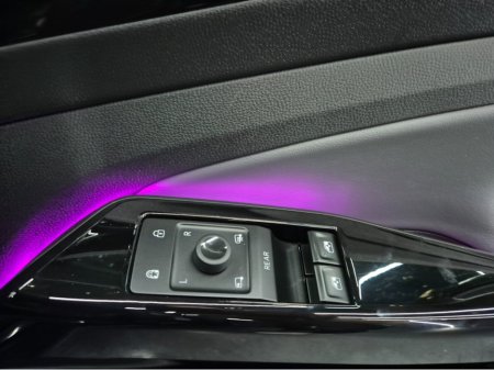 2023 Volkswagen ID.4 - thumbnail 19