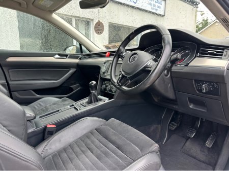 2015 Volkswagen Passat HIGHLINE 1.6 TDI MANUAL 6SPEED FWD 120HP 4DR thumbnail