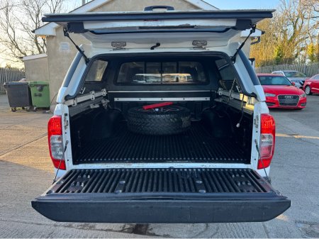 2016 Nissan Navara - thumbnail 12