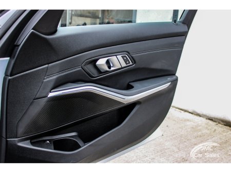 2020 BMW 3 Series - thumbnail 15