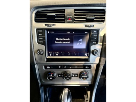 2016 Volkswagen Golf - thumbnail 12