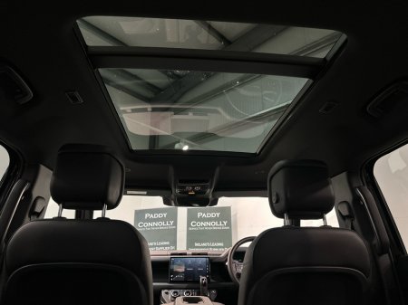 2026 Land Rover Defender - thumbnail 13