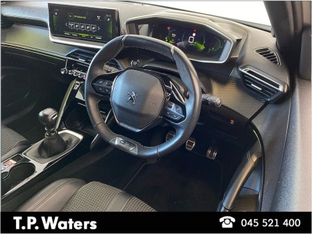 2021 Peugeot 2008 - thumbnail 9