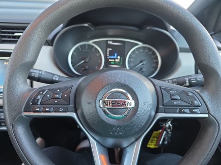 2017 Nissan Micra - thumbnail 12