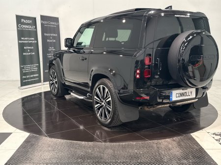2025 Land Rover Defender - thumbnail 37