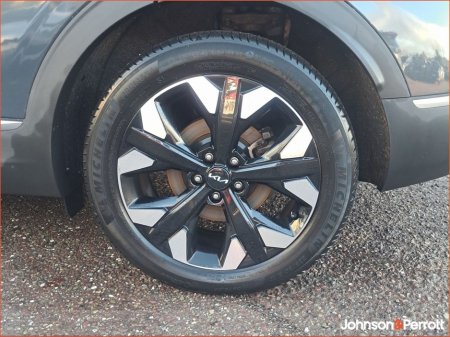 2023 Kia Sportage 1.6 PHEV K3 €36,900 thumbnail