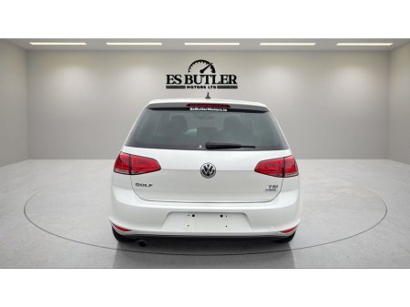 2015 Volkswagen Golf  €13,490 thumbnail