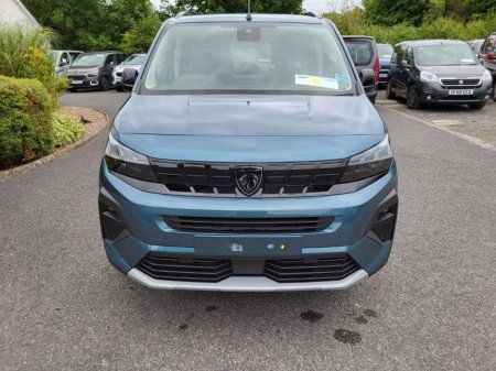 2025 Peugeot Rifter GT Spec LWB 7 seat Auto €42,995