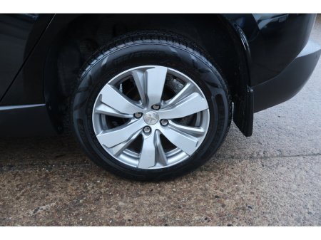 2015 Peugeot 2008 ALLURE Low Mileage Huge Spec €9,495 thumbnail