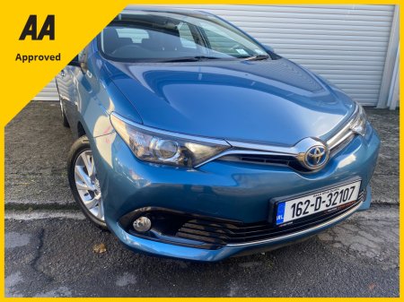 2016 Toyota Auris HYBRID @ Waltons Garage Ranelagh €13,950