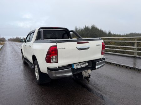 2020 Toyota Hilux - thumbnail 6