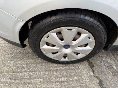 2011 Ford Focus - thumbnail 8