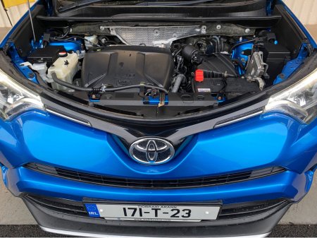 2017 Toyota Rav4 RAV4 2.0 D-4D LUNA SPORT 4DR €14,950 thumbnail