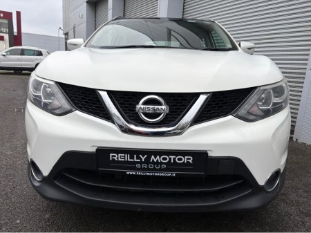 2017 Nissan Qashqai 1.5 Diesel SV €12,895