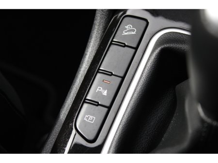 2023 Kia Sportage - thumbnail 17