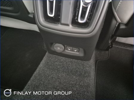 2025 Volvo EX40 Ultra single motor 69kw battery €48,750 thumbnail