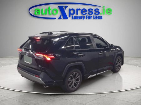 2023 Toyota Rav4 - photo 5