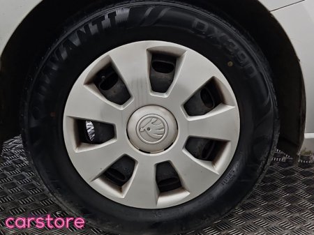 2016 Skoda Fabia - thumbnail 14