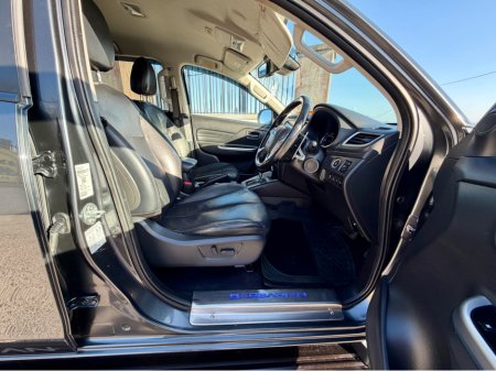 2020 Mitsubishi L200 - thumbnail 12